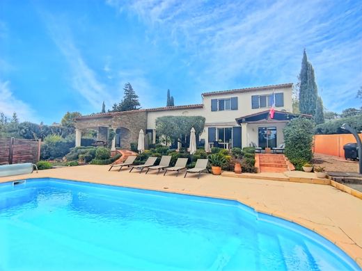 Элитный дом, Bagnols-en-Forêt, Var