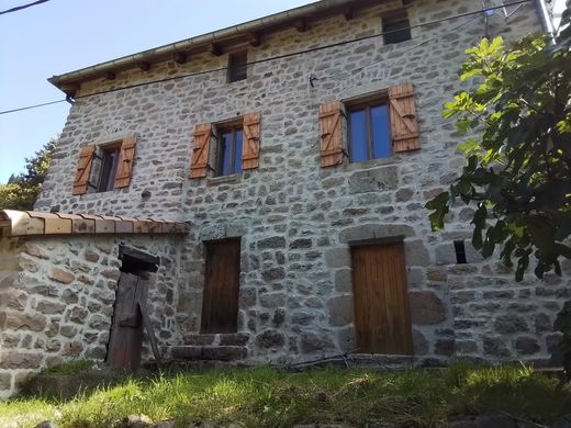 Luxus-Haus in Antraigues-sur-Volane, Ardèche