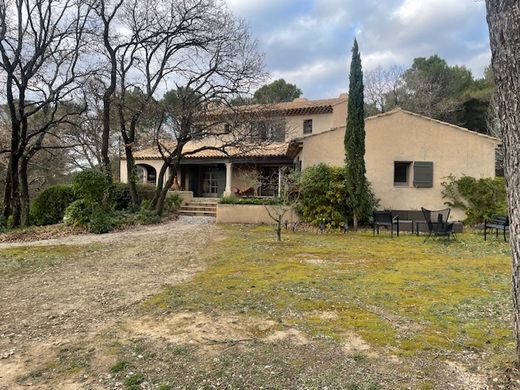 Maison de luxe à Rognes, Bouches-du-Rhône