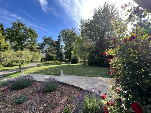 Luxury home in Dury, Somme