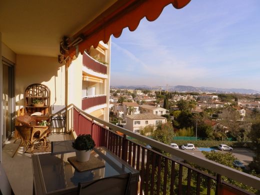 Appartement in Mandelieu-la-Napoule, Alpes-Maritimes