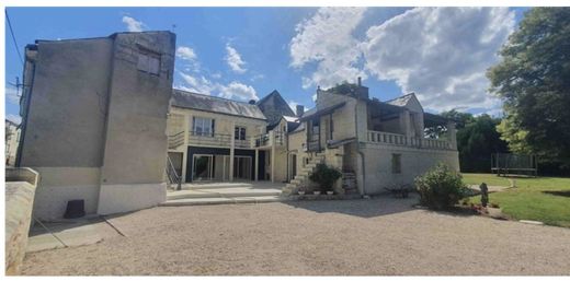 Fontevraud-l'Abbaye, Maine-et-Loireの高級住宅