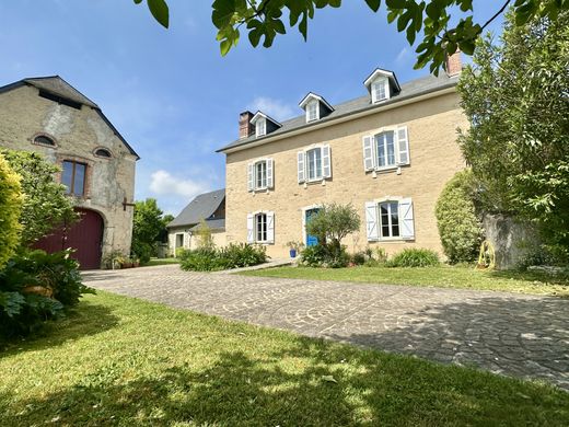 Luxury home in Nay, Pyrénées-Atlantiques