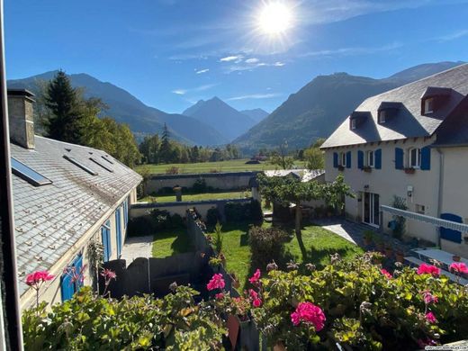 Vielle-Aure, Hautes-Pyrénéesの高級住宅