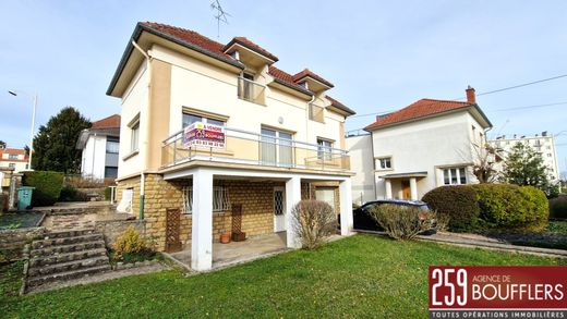 Casa di lusso a Nancy, Meurthe et Moselle