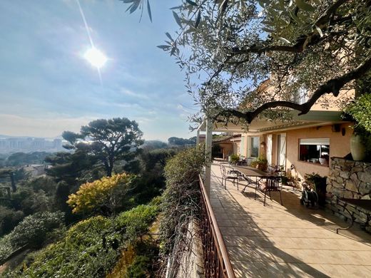 Luxury home in Toulon, Var