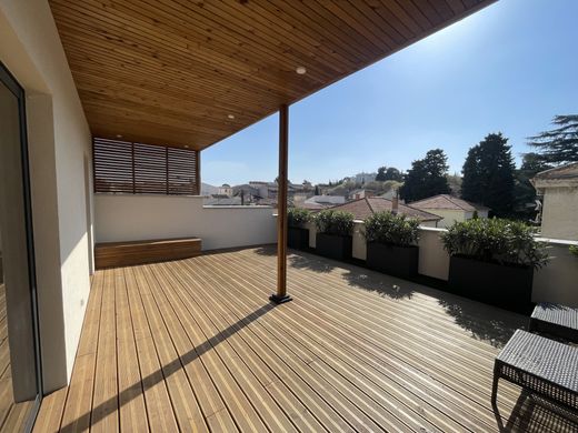 Lüks ev Nîmes, Gard