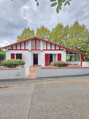 Luxury home in Hendaye, Pyrénées-Atlantiques