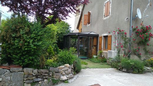 Πολυτελή κατοικία σε Champagne-en-Valromey, Ain