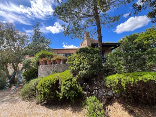 Luxury home in Saint-Aygulf, Var