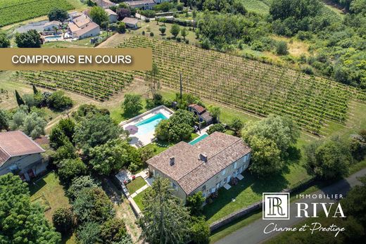 Luxury home in Latresne, Gironde