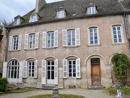 Maison de luxe à Beaune, Côte-d'Or