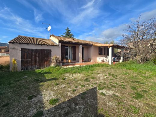 Luxe woning in Saint-Zacharie, Var