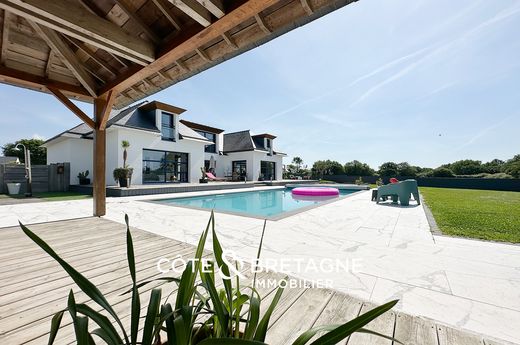 Luxury home in Ambon, Morbihan