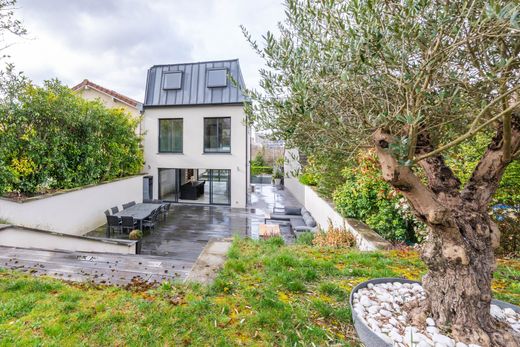 豪宅  Rueil-Malmaison, Hauts-de-Seine