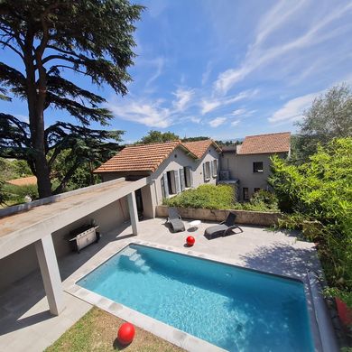 Luxury home in Les Angles (Gard), Gard