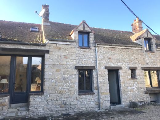 Luxury home in Perthes, Seine-et-Marne