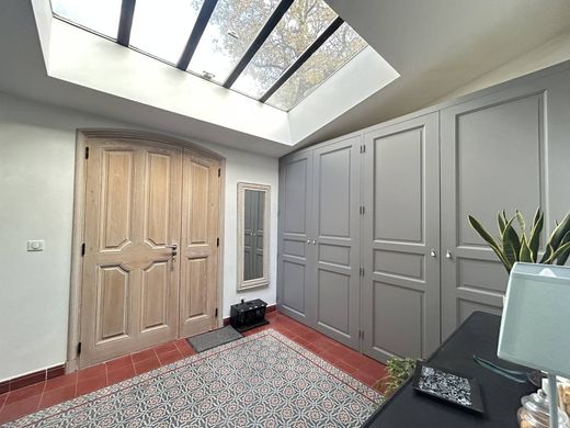 Villa in La Bouilladisse, Bouches-du-Rhône