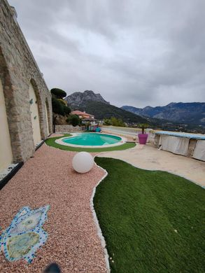 Villa en Sainte-Agnès, Alpes Marítimos