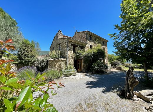 Villa en Nyons, Droma