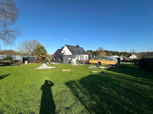 Luxe woning in Baud, Morbihan