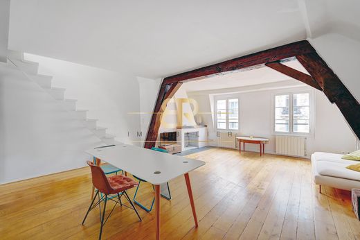 Apartment in Sorbonne, Jardin des Plantes, Saint-Victor, Paris