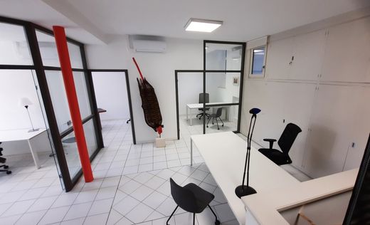Büro in Narbonne, Aude