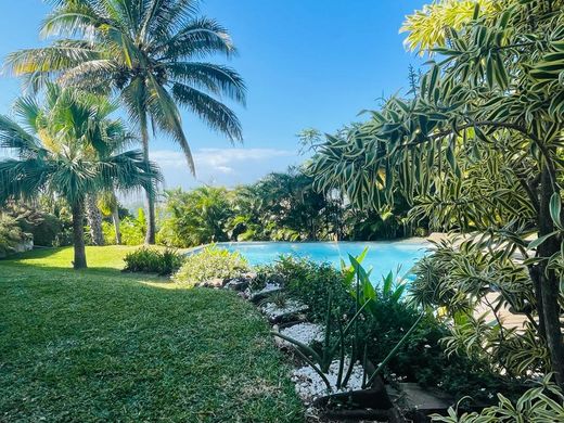 Maison de luxe à L'Étang-Salé, Réunion