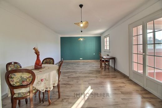 Luxury home in Mezzavia, South Corsica