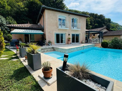 Villa in Domène, Isère