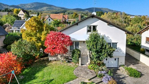 Luxury home in Cernay, Haut-Rhin