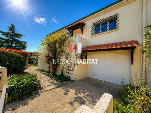 Элитный дом, Lattes, Hérault