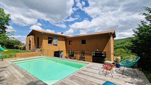 منزل ﻓﻲ Poleymieux-au-Mont-d'Or, Rhône