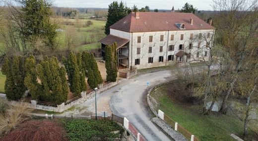‏בתי יוקרה ב  Tournus, Saône-et-Loire