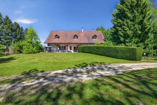 Casa di lusso a La Tour-du-Pin, Isère