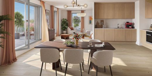 Apartment in Châtenay-Malabry, Hauts-de-Seine