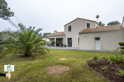 Luxury home in Saint-Jean-de-Monts, Vendée