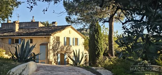 Luxury home in Ventabren, Bouches-du-Rhône