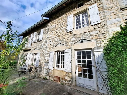 Casa di lusso a Montalieu, Isère