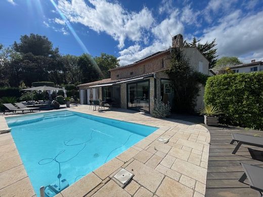 منزل ﻓﻲ Grasse, Alpes-Maritimes