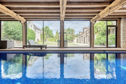 Luxus-Haus in Bailleau-Armenonville, Eure-et-Loir