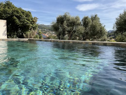 Luxury home in Ollioules, Var