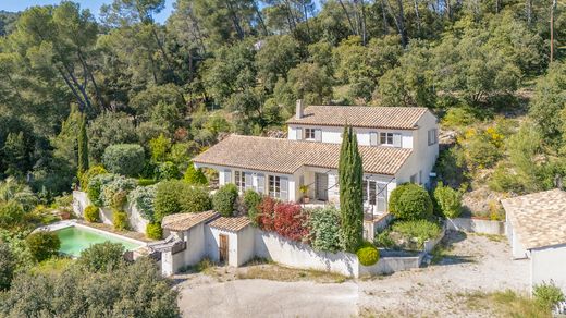 빌라 / Pignans, Var