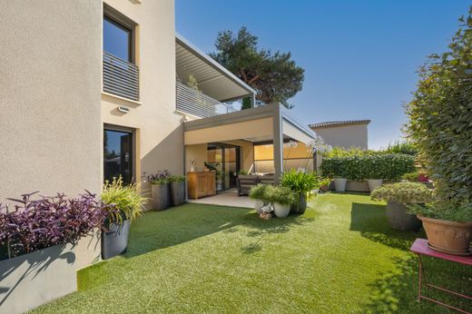 ﺷﻘﺔ ﻓﻲ Aix-en-Provence, Bouches-du-Rhône