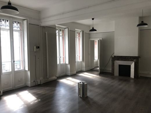 Office in Toulouse, Upper Garonne