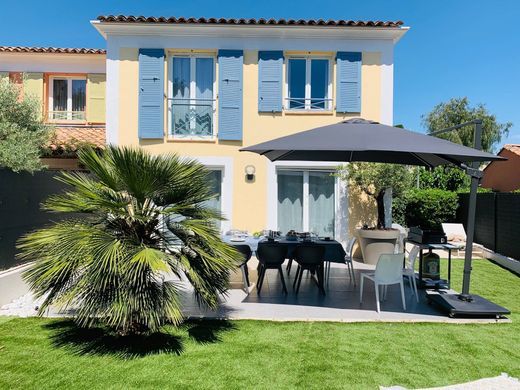 Willa w Saint-Aygulf, Var