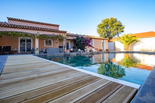 منزل ﻓﻲ Bormes-les-Mimosas, Var