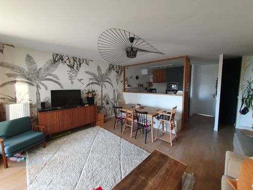 Appartement in Châtenay-Malabry, Hauts-de-Seine