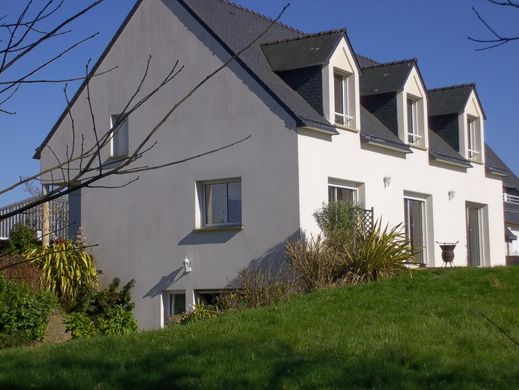 Casa di lusso a Baud, Morbihan