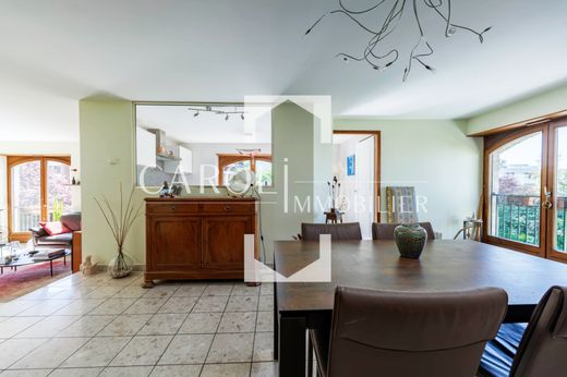 Apartment in Annecy, Haute-Savoie